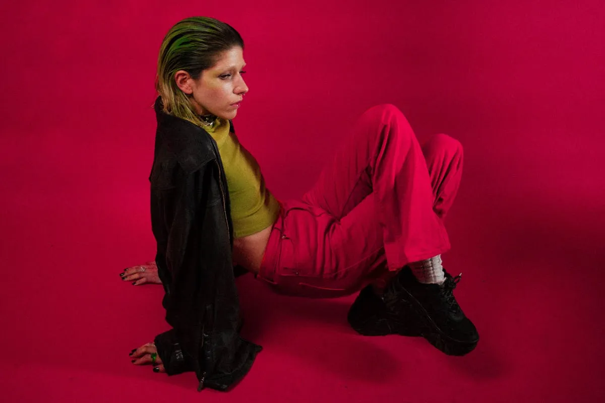 Colori Moda Estate 2025: Le Tonalità da Indossare Questa Stagione